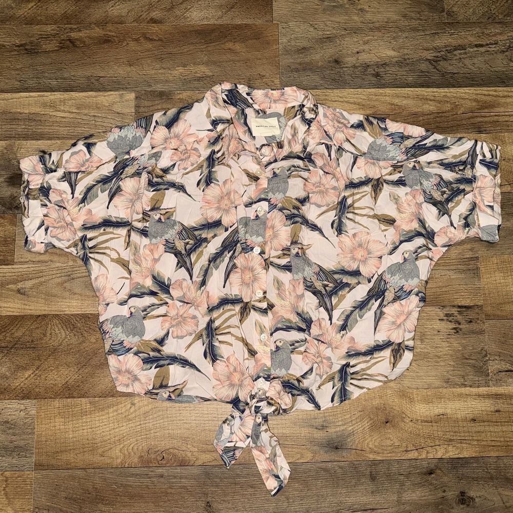 American Eagle Women's Hawaiian Short Sleeve Pastel Viscose Button Down Top L